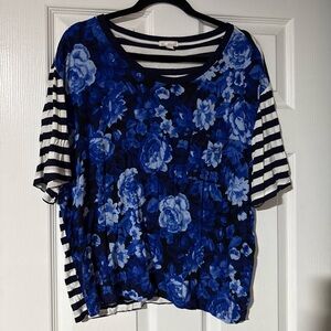 GAP Blue Floral Front with Navy & White Stripe Short Sleeve Top